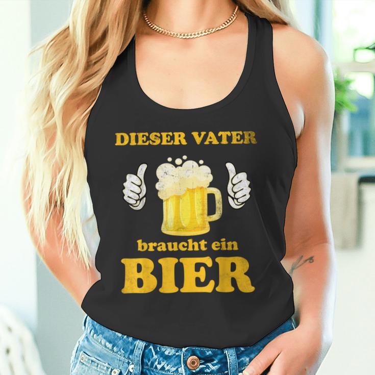 Dasater Braucht Ein Bier Papa Himmelfahrtatertag Tank Top