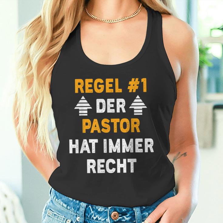 Der Pastor Hat Immer Recht Tank Top