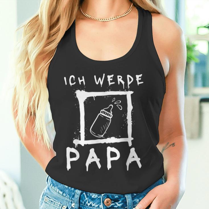 Ich Werde Papa 2024 Lustige Geschenkeen Für Werdendeater Tank Top