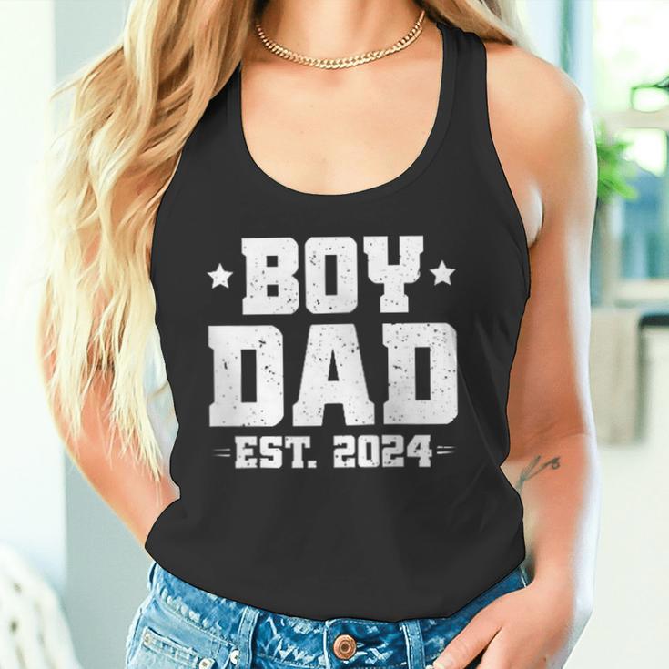 Junge Papa Est 2024 Gefördert Um Papa Zu Werden Neuerateratertag Kapuzenjacke Tank Top