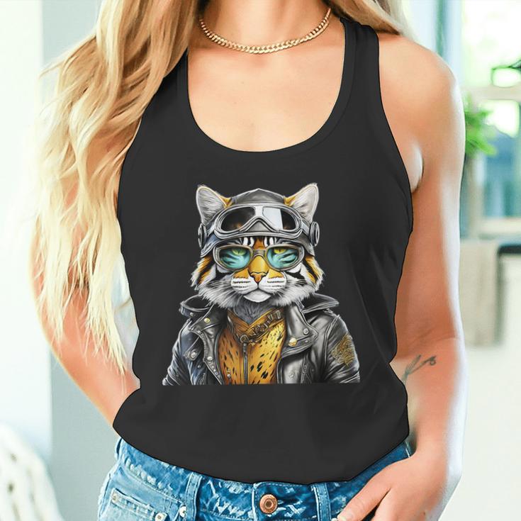 Katze Lederjacke Brille Bikerin Abenteuer Motorradfahrer Tank Top