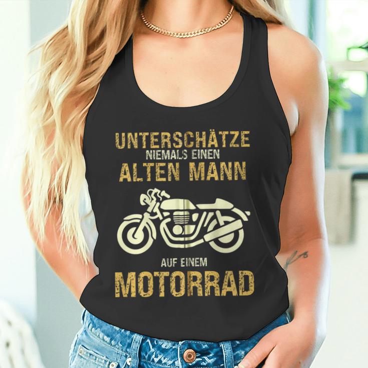 Unterschätze Niemals Alten Mann Motorrad Opa Papa Geschenk Kapuzenjacke Tank Top