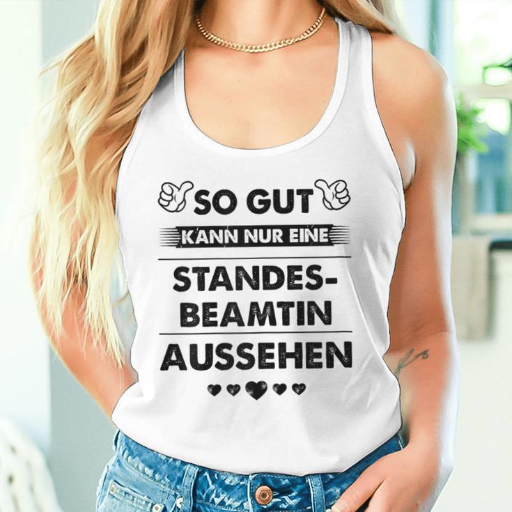 So Gut Aussehen Kann Nur Eine Standesbeamtin Aussehen Tank Top