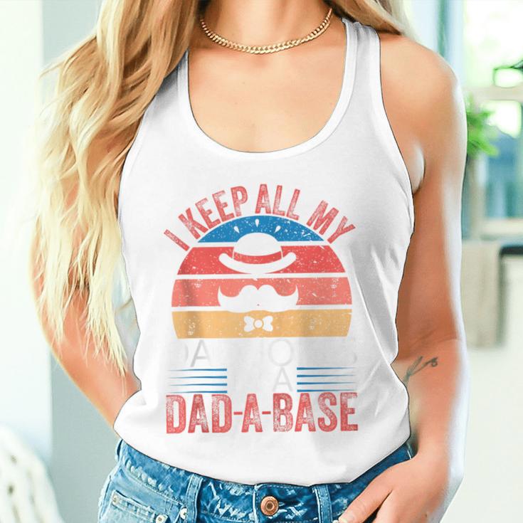 Vintage Dad Ich Halte Alle Meine Papa-Witze In Einem Dad-A-Base Lustig Kapuzenjacke Tank Top