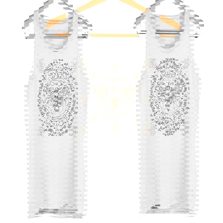 Runas Celtas Polilla Oculta Polilla Mística De La Muerte Camiseta sin mangas