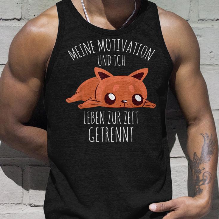 Cute Meine Motivation Und Ich Leben Zur Zeit Getrennt German Tank Top Geschenke für Ihn