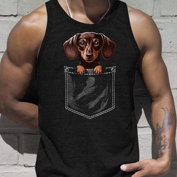 Dackel Hund In Brusttasche Niedlich Lustig Tank Top Geschenke für Ihn