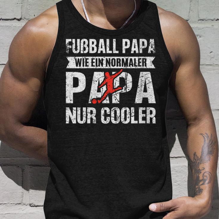 Damen Fußball Papa Wie Normaler Papa Nur Cooleratertag Papa Mit-Ausschnitt Tank Top Geschenke für Ihn