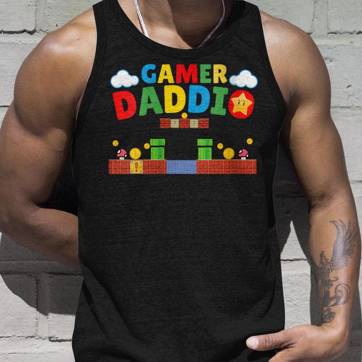 Damen Gamer-Papa Retro-Gamer-Vater-Nostalgiepapa Level Aufsteigen Mit-Ausschnitt Tank Top Geschenke für Ihn