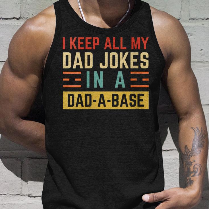 Damen Ich Behalte Alle Witze Meinesaters In Einem Papa Imintage-Stil Mit-Ausschnitt Tank Top Geschenke für Ihn