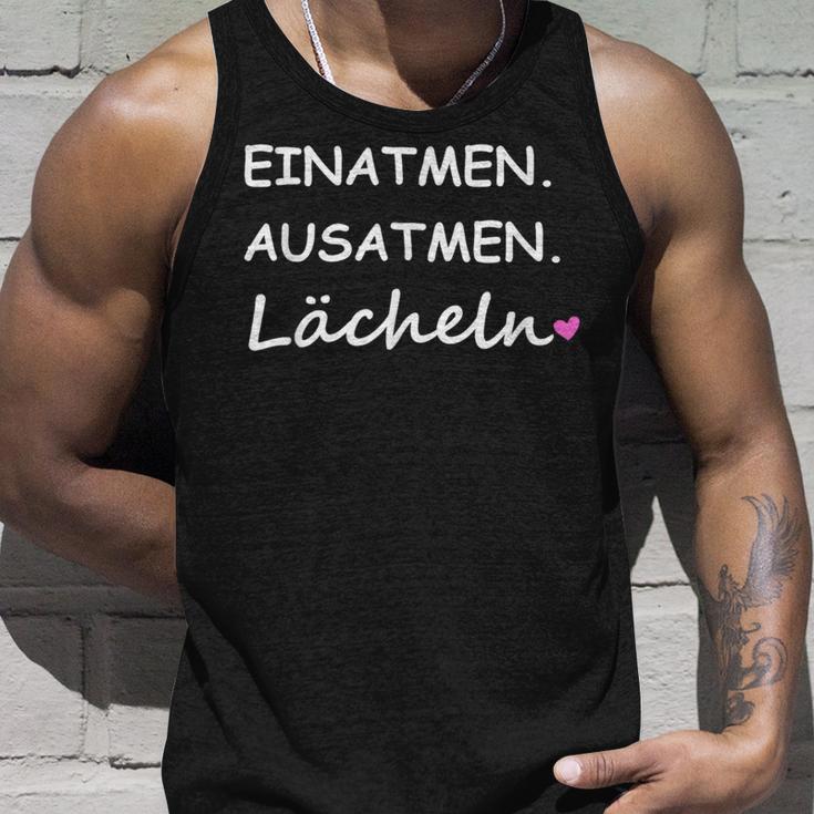 Einhale Ausatmen Lächeln Einhale Aushal Ger Tank Top Geschenke für Ihn