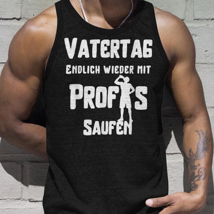 Endlich Wieder Mit Profis Saufen Alcohol Handcart Tank Top Geschenke für Ihn