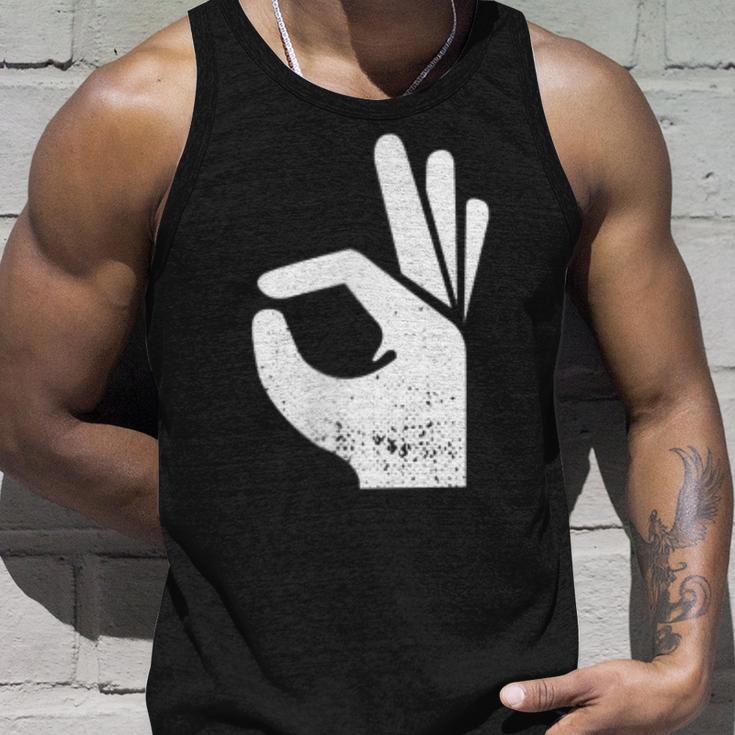 Handsign Reinguckt Reingeschaut Meme Tank Top Geschenke für Ihn