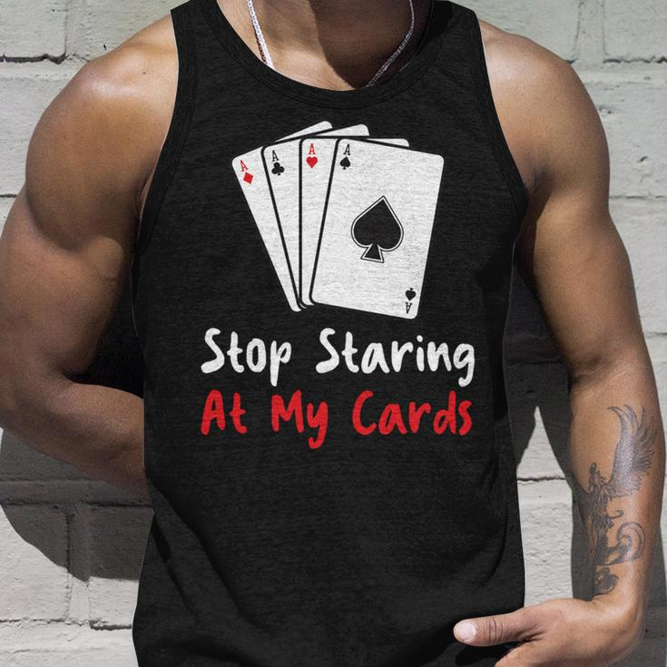 Hör Auf Auf Meine Karten Zu Starren Lustige Pokerspielerin Tank Top Geschenke für Ihn