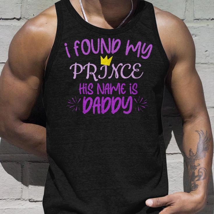 Ich Habe Meinen Prinz Gefunden Sein Name Ist Papa Tank Top Geschenke für Ihn