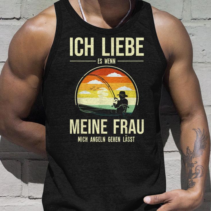 Ich Liebe Es Wenn Meine Frau Mich Fischnläst Carp Fishing Tank Top Geschenke für Ihn