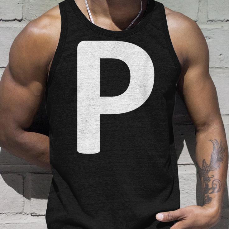 Letter P Tank Top Geschenke für Ihn