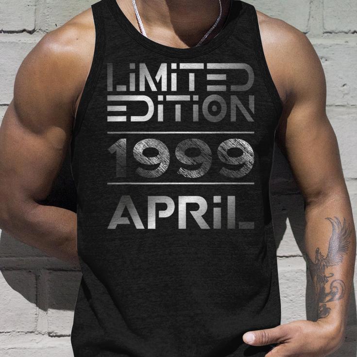 Limited Edition April 1999 Mann Frau 25 Geburtstag Tank Top Geschenke für Ihn