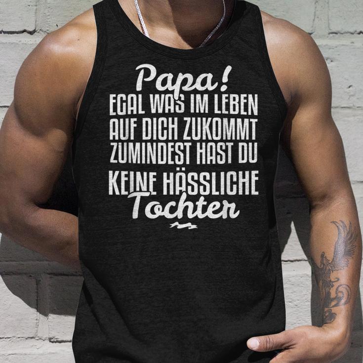 Papa Egal Was Im Leben Auf Dich Zukommt From Tochter Tank Top Geschenke für Ihn