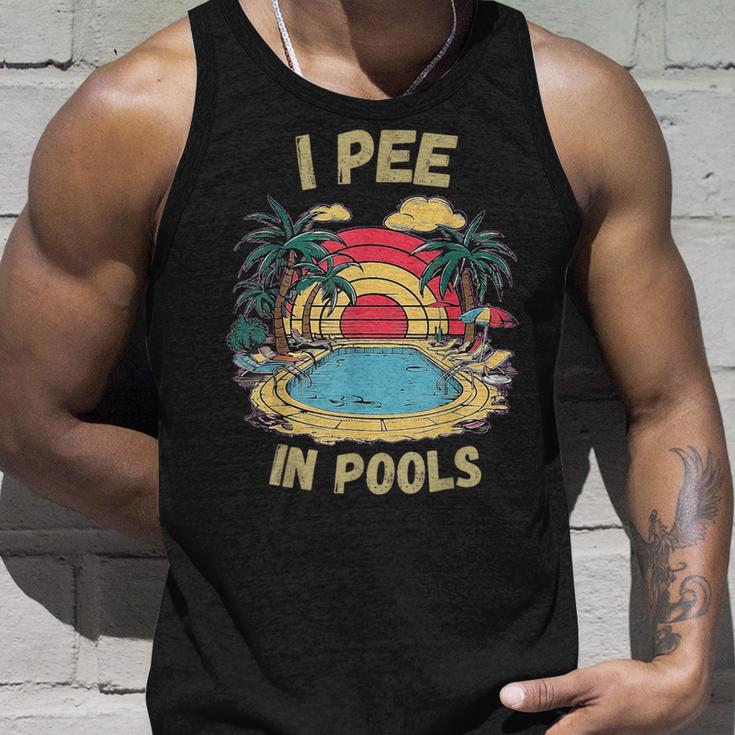 I Pee In Pools Sarkastisch Und Lustig Für Pool-Liebhaber Retro Tank Top Geschenke für Ihn