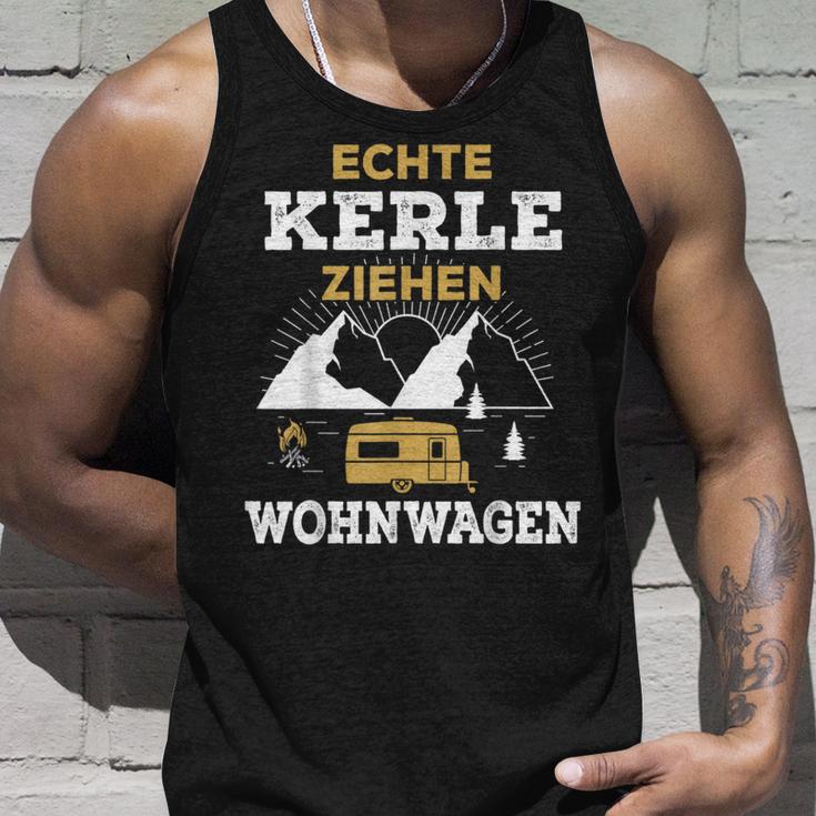 Real Kerle Ziehen Caravan Camping Motorhome Tent S Tank Top Geschenke für Ihn