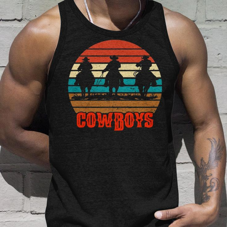 Rodeo Cowboy And Wranglers Bronco Horse Retro Style Sunset Tank Top Gifts for Him