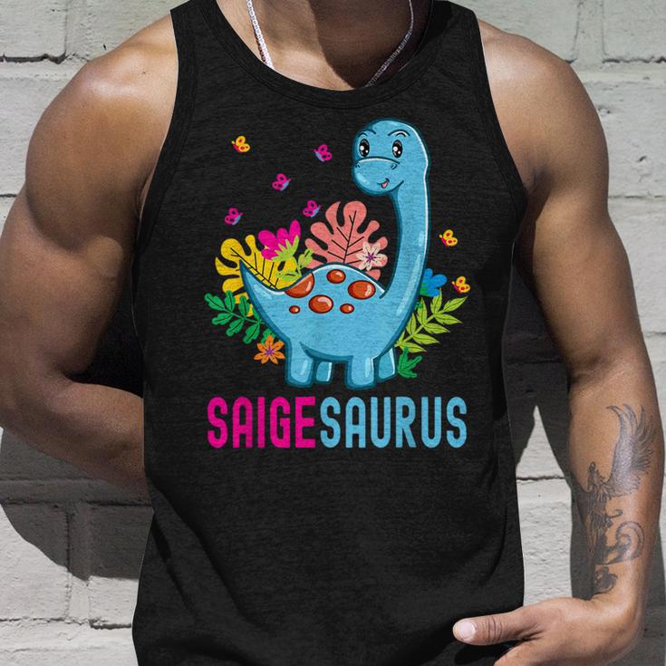 Saigesaurus Personalisierter Name Saige Dino Dinosaurier Geburtstag Tank Top Geschenke für Ihn