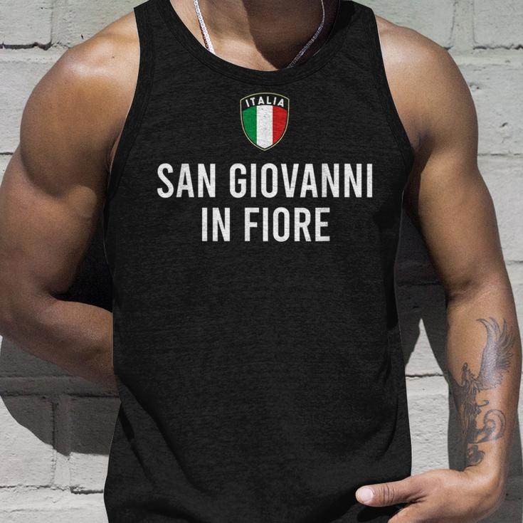 San Giovanni In Fiore Tank Top Geschenke für Ihn