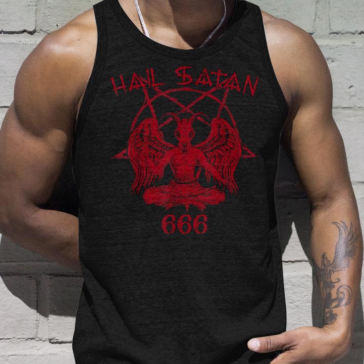 Satan Loves Me Hail Satan Teufel 666 Spruch Tank Top Geschenke für Ihn