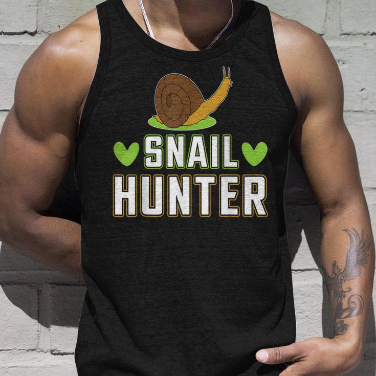 Schneckenjäger I Schnecke Tank Top Geschenke für Ihn