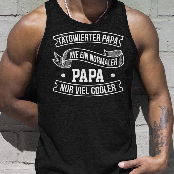 Tattooed Papa Old School Papa I Love Tattooed Oldschool S Tank Top Geschenke für Ihn