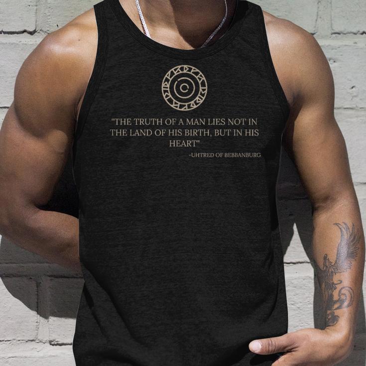 Uhtred Of Bebbanburg Quote Last Kingdom Tlk History S Tank Top Geschenke für Ihn