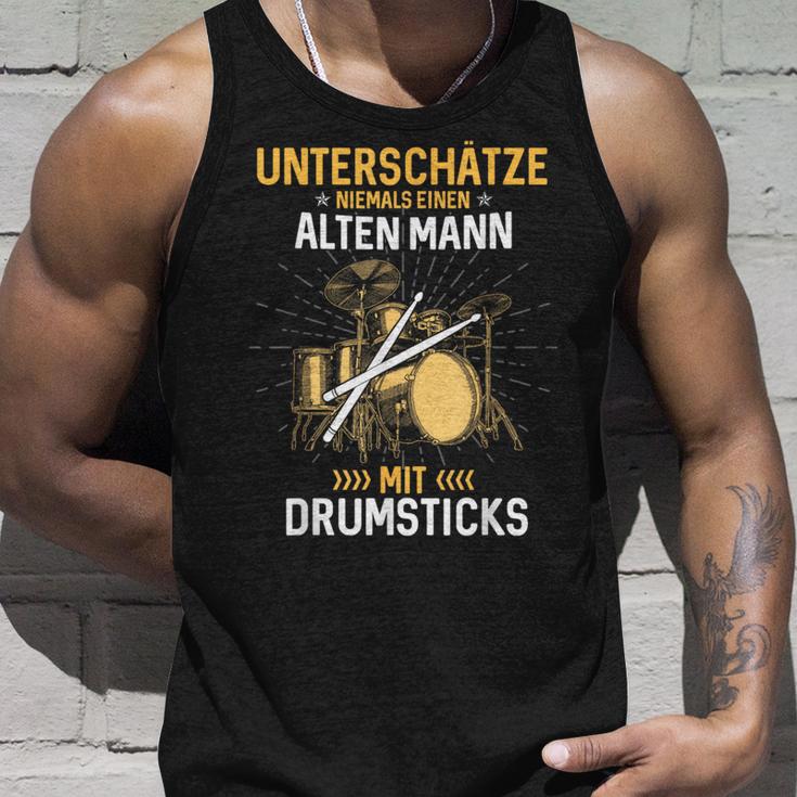 Unterschätze Niemals Einen Alten Mann Mit Drumsticks Music Tank Top Geschenke für Ihn