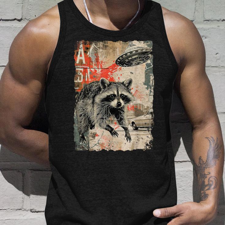 Vintage Raccoon Ufo Alien Animal Raccoon Tank Top Geschenke für Ihn