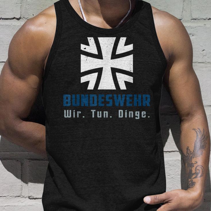 Wir Tun Dinge Tank Top Geschenke für Ihn