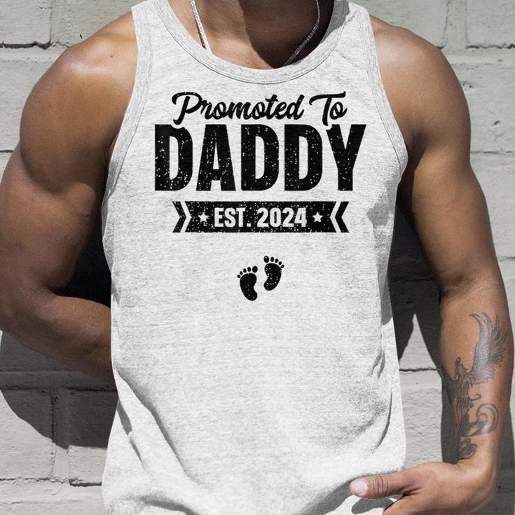 Promoted To Daddy Est 2024 Baby-Geschenke Für Neuen Papa Tank Top Geschenke für Ihn