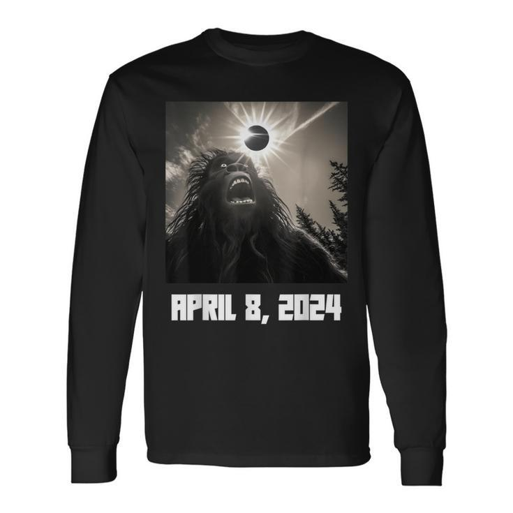2024 Solar Eclipse Bigfoot Sasquatch Selfie Long Sleeve T-Shirt