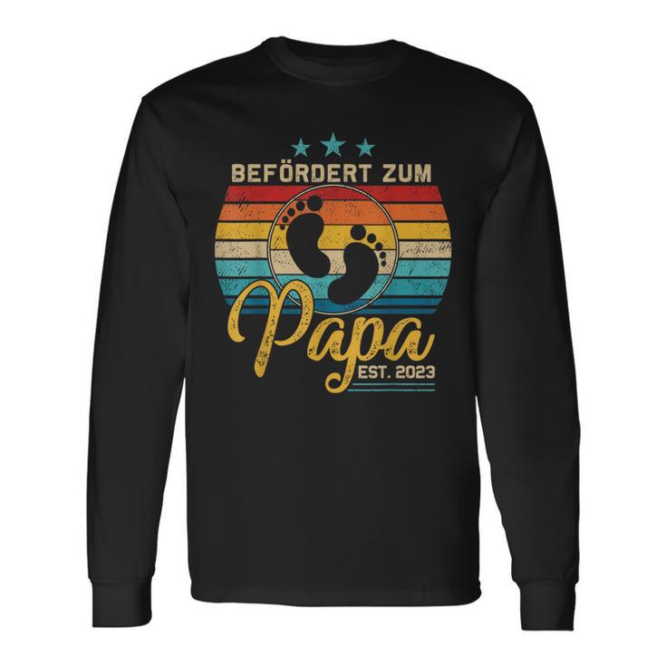 Beförderte Zum Papa 2023 Vintage Ich Werde Papa 2023 Loading Long Sleeve T-Shirt