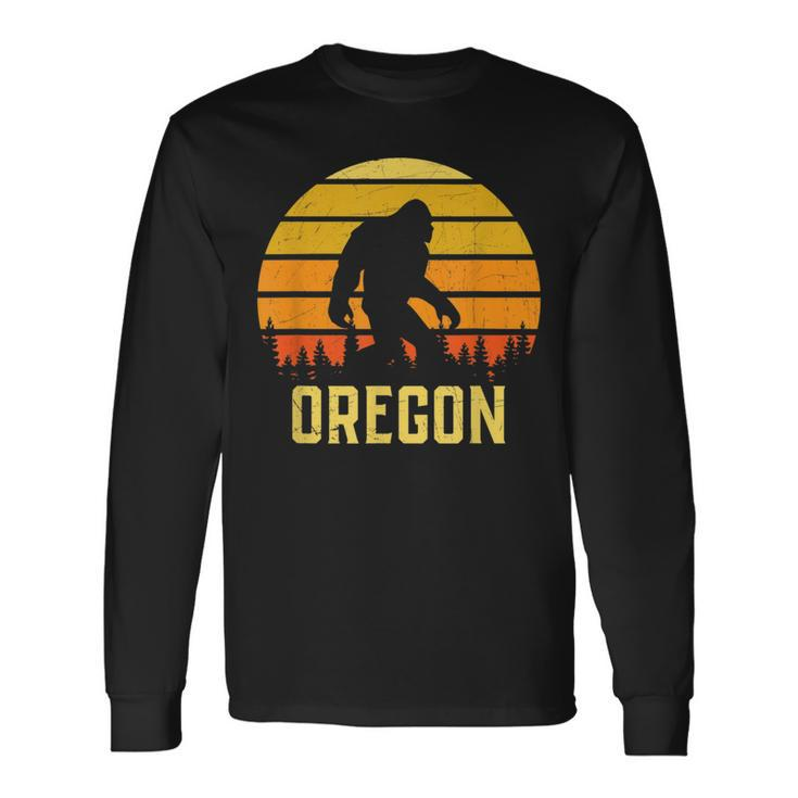 Bigfoot Sasquatch Believer Oregon Vintage Retro Long Sleeve T-Shirt Gifts ideas