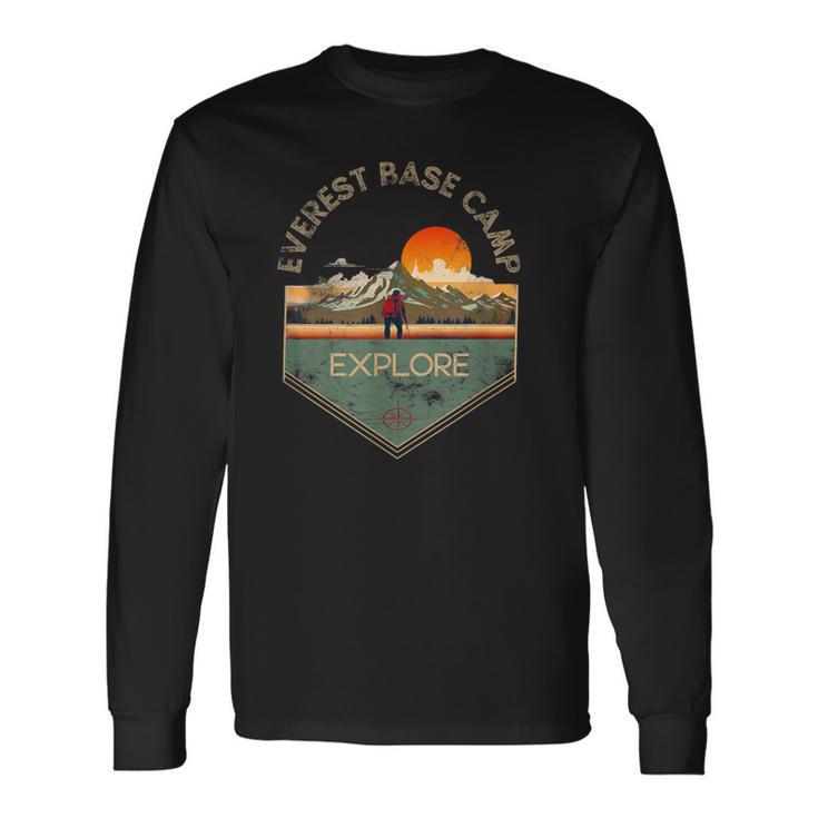 Everest Base Camp Retro Vintage Hiking Apparel Souvenir Long Sleeve T-Shirt