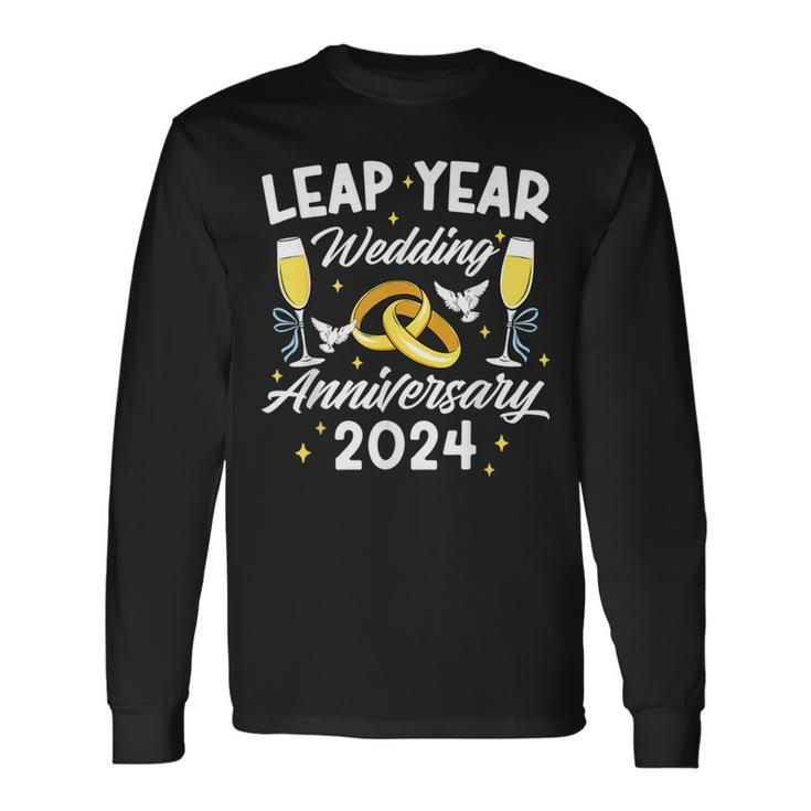 Leap Year 2024 Wedding Anniversary Celebration Leap Day Long Sleeve T-Shirt