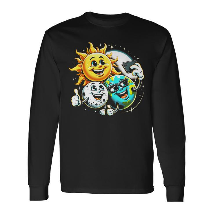 Slefie Earth Moon Sun Total Solar Eclipse 2024 Fun Long Sleeve T-Shirt Gifts ideas