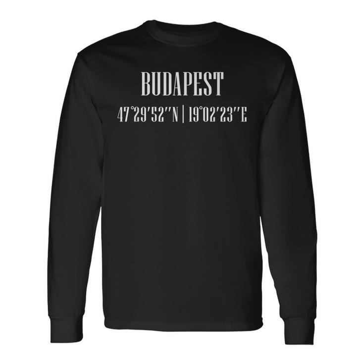 Viajero Budapestiajeiajar Turista Coordenadas Ciudad Camiseta de manga larga