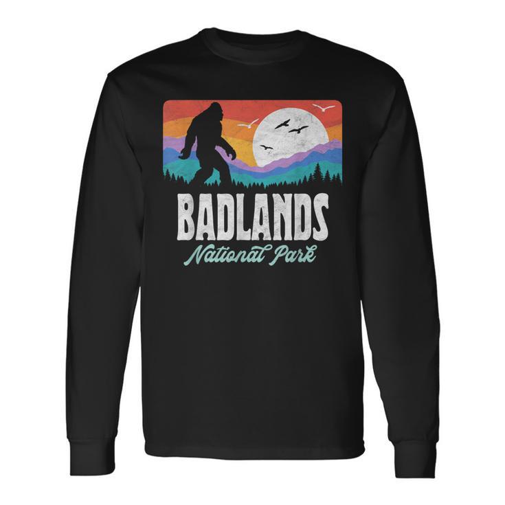 Vintage Badlands National Park Bigfoot Dakota Mountains Long Sleeve T-Shirt