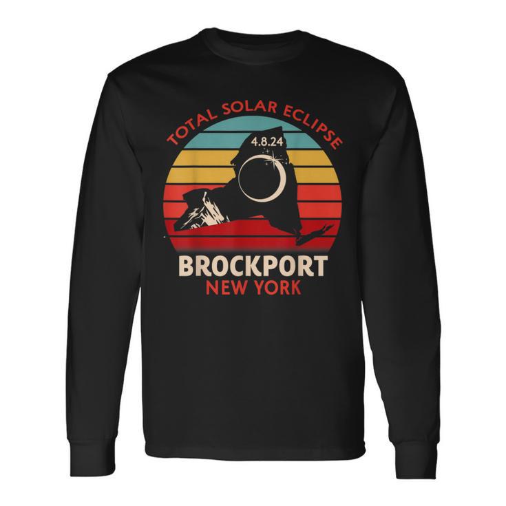 Vintage Brockport New York Total Solar Eclipse 2024 Long Sleeve T-Shirt