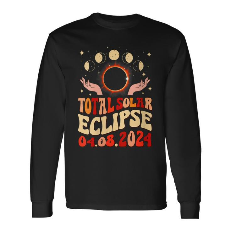 Vintage Total Solar Eclipse 2024 Usa April 8 2024 For Women Long Sleeve T-Shirt
