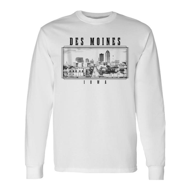 Des Moines Iowa Vintage Skyline Black & White Des Moines Long Sleeve T-Shirt