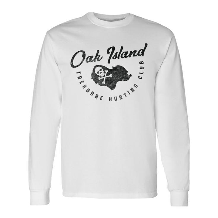 Oak Island Treasure Hunting Club Map Skull And Crossbones Vi Long Sleeve T-Shirt