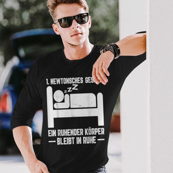 1 Newtonschews Law Ein Ruhender Körper Bleibt In Ruhe Langarmshirts Geschenke für Ihn