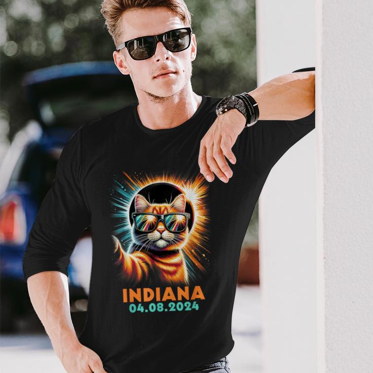 Cat Taking A Selfie Total Solar Eclipse 2024 Indiana Long Sleeve T-Shirt Gifts for Him